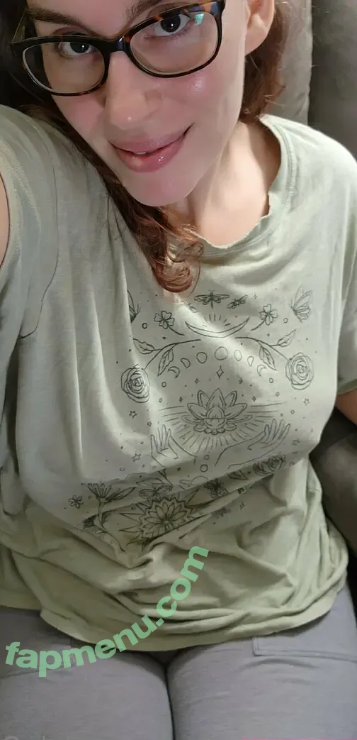 hazy_maeveyl nude photo #0033 (hazy.mae)