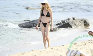 Heather Graham / curlyjoeee / imheathergraham nude photo #0030