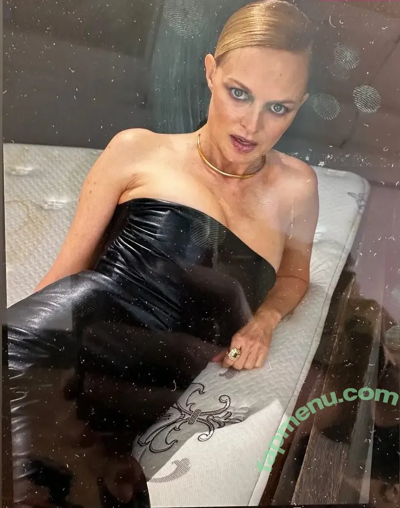 Heather Graham nude photo #0001 (imheathergraham / jessicag8081)