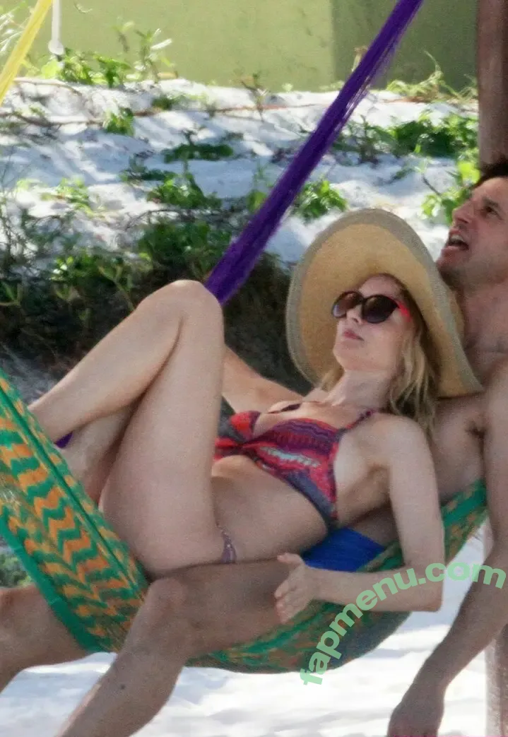 Heather Graham nude photo #0074 (imheathergraham / jessicag8081)