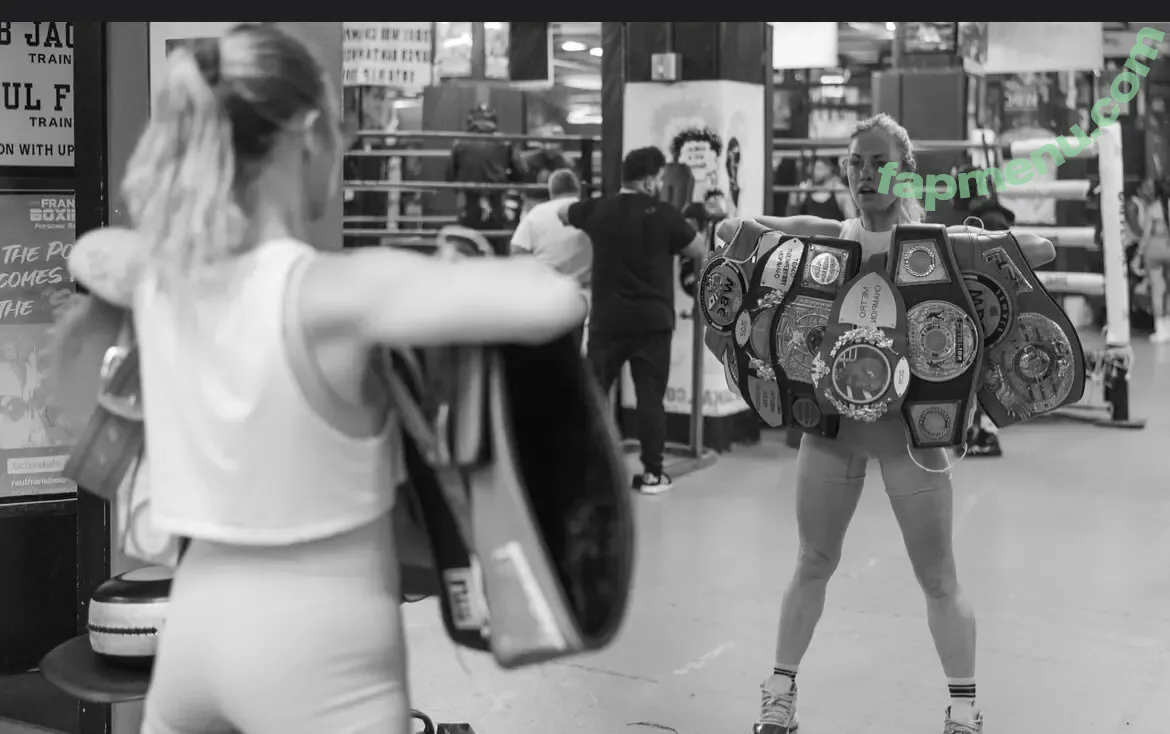 Heather Hardy nude photo #0211 (American Boxer / heathertheheat)