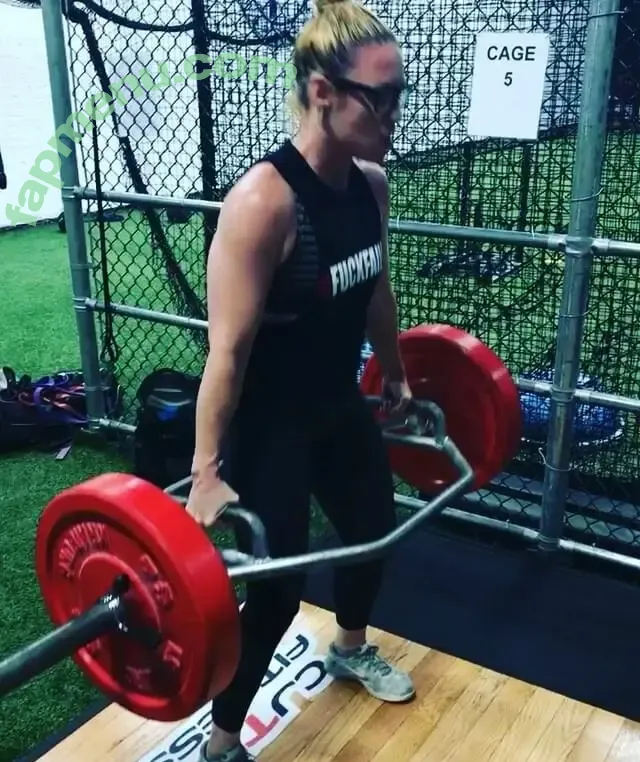 Heather Hardy nude photo #0218 (American Boxer / heathertheheat)