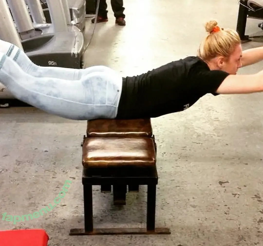 Heather Hardy nude photo #0223 (American Boxer / heathertheheat)