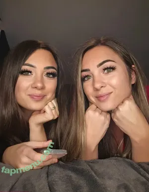 Heaven & Hellie / TemptationTwins / divinetwinhellie nude photo #0013