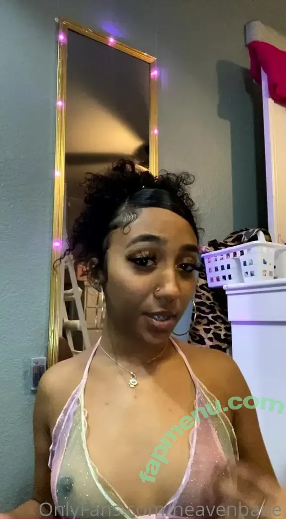 Heavenbaee nude photo #0004 (heaven_baee_)