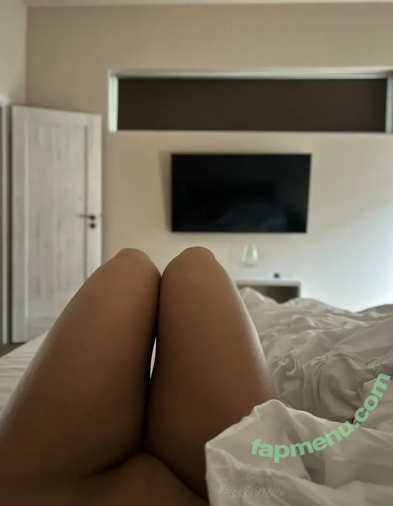 hedonisfree nude photo #0003 (hedonisfree)