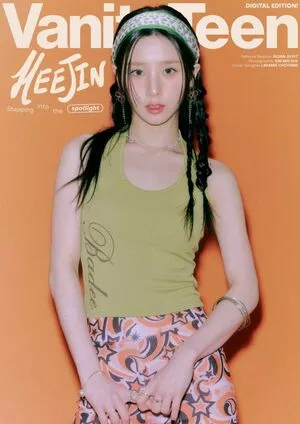 HeeJin / heejin_theworld nude photo #0020