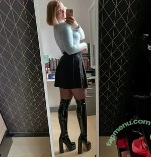  nude photo #0009