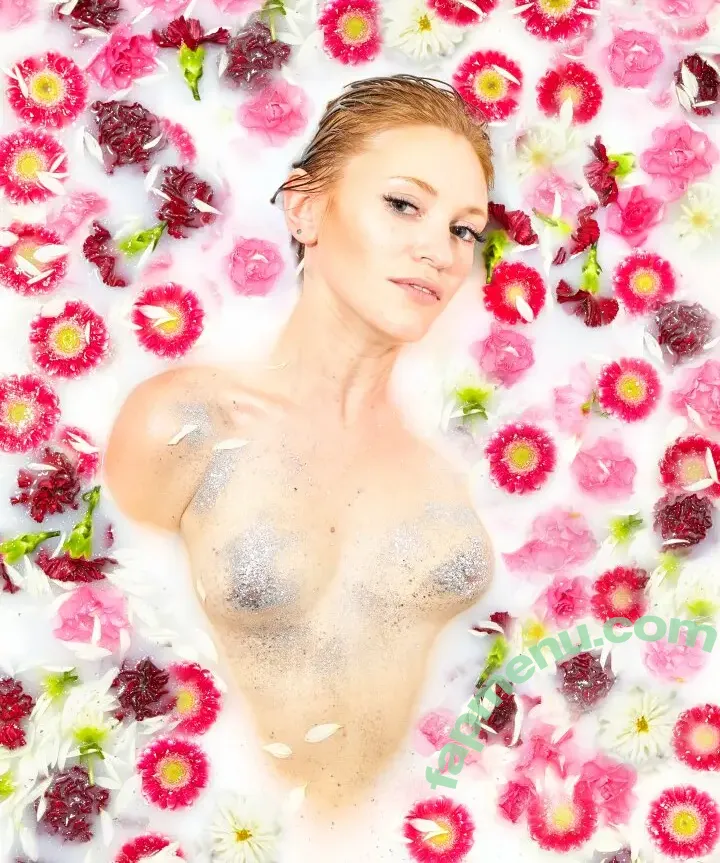 heidi-erdbeer nude photo #0003 (heidi-erdbeer)