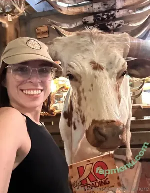 heidi.is.here / heidi_is_here nude photo #0038