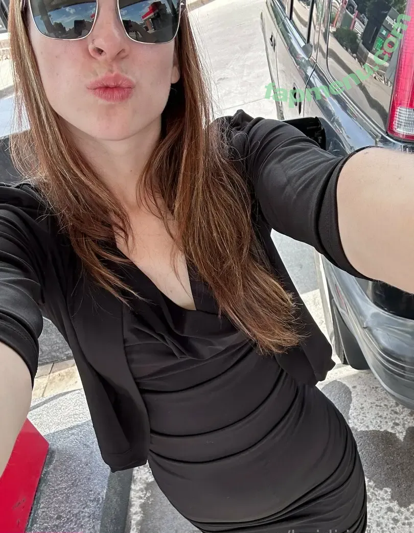 heidi.is.here nude photo #0001 (heidi_is_here)