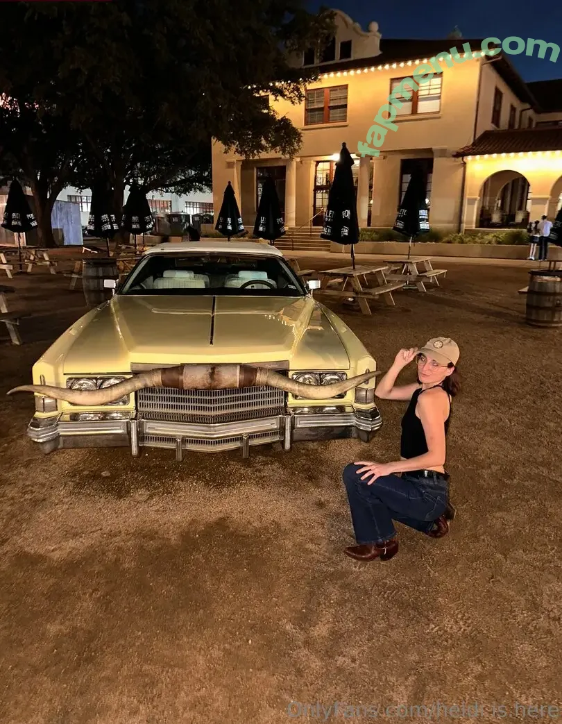 heidi.is.here nude photo #0037 (heidi_is_here)