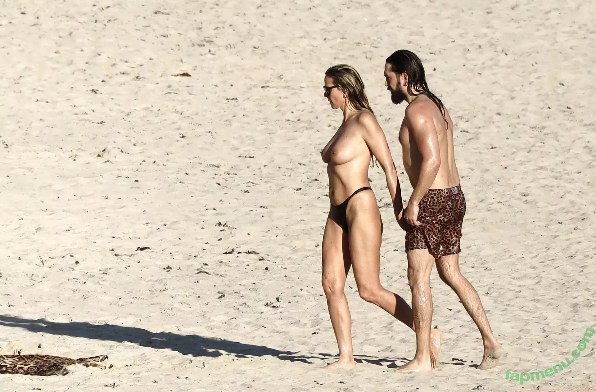 Heidi Klum nude photo #4025 (heidiklum)