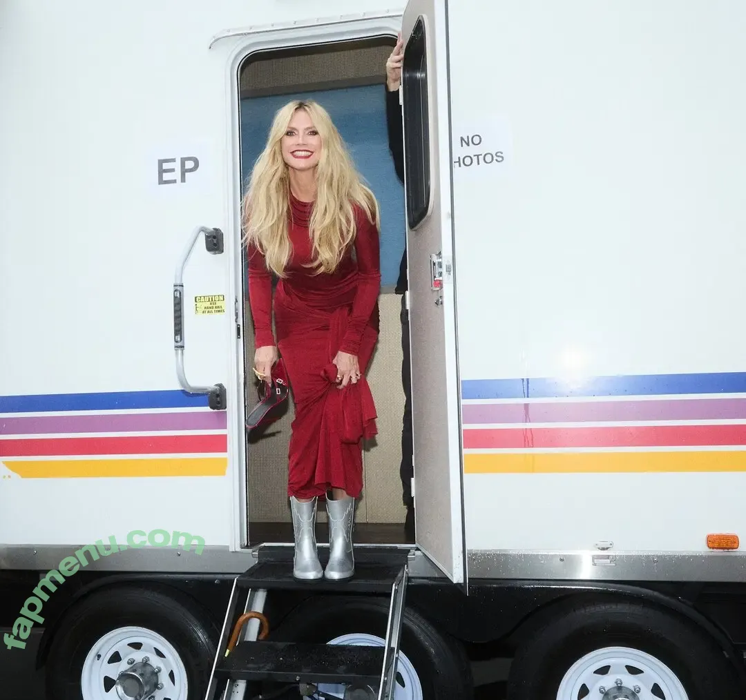 Heidi Klum nude photo #4197 (heidiklum)