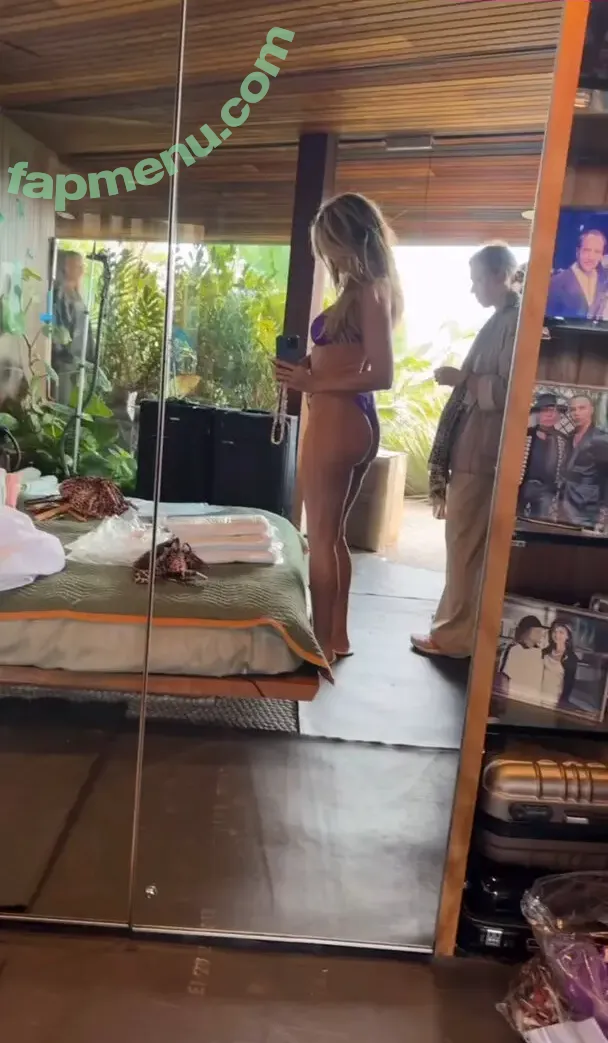 Heidi Klum nude photo #4241 (heidiklum)