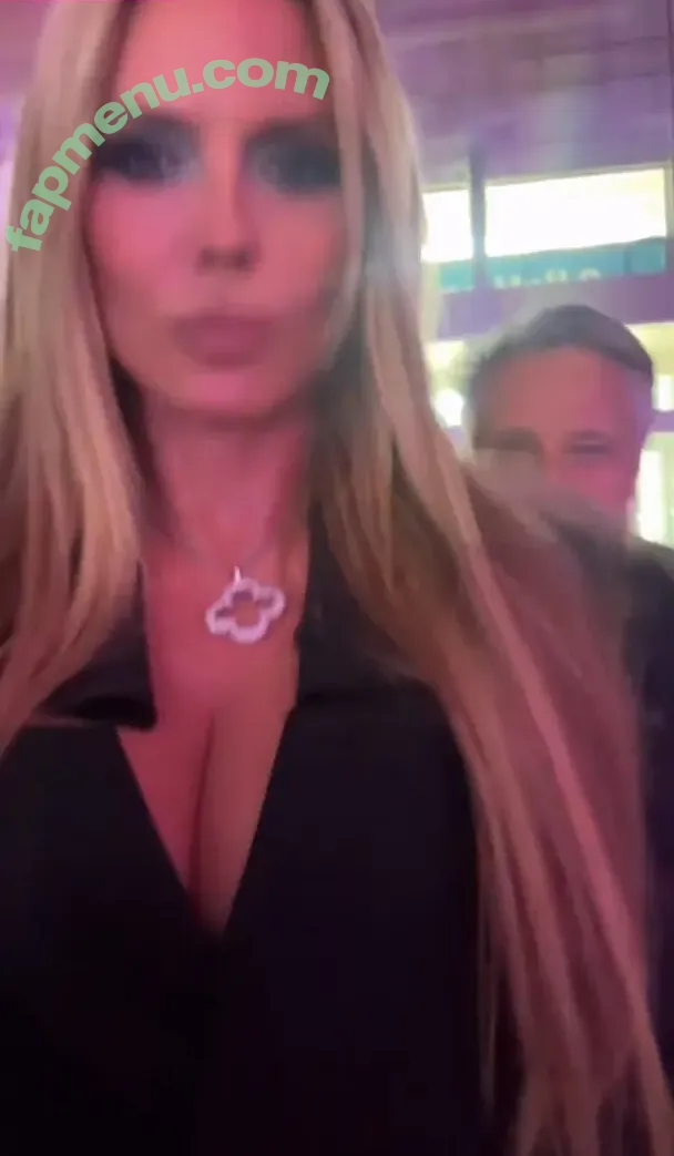 Heidi Klum nude photo #4273 (heidiklum)