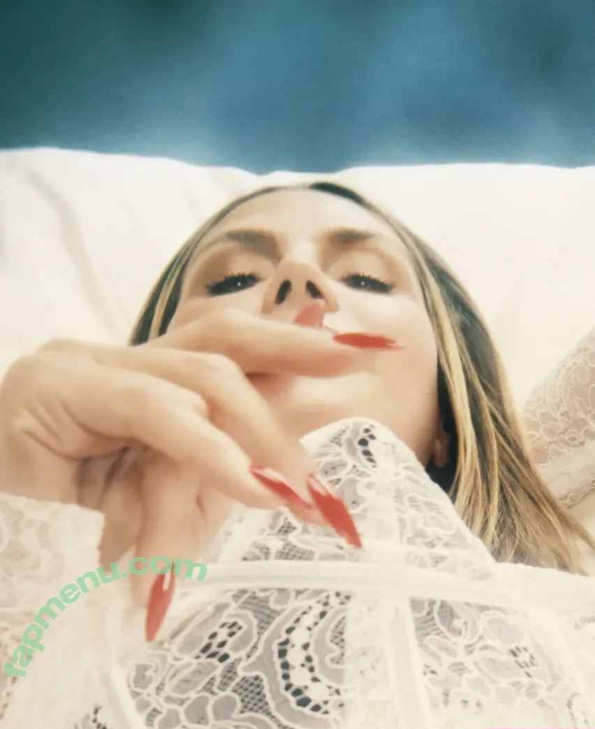 Heidi Klum nude photo #4844 (heidiklum)