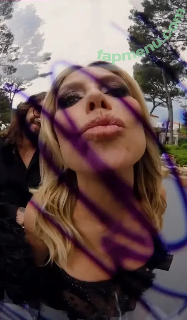 Heidi Klum nude photo #4996 (heidiklum)