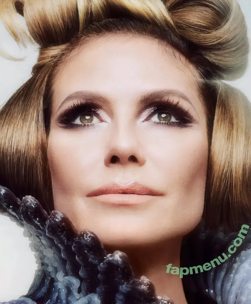 Heidi Klum nude photo #5509 (heidiklum)