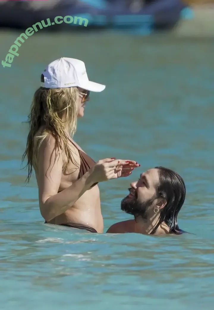 Heidi Klum nude photo #5706 (heidiklum)