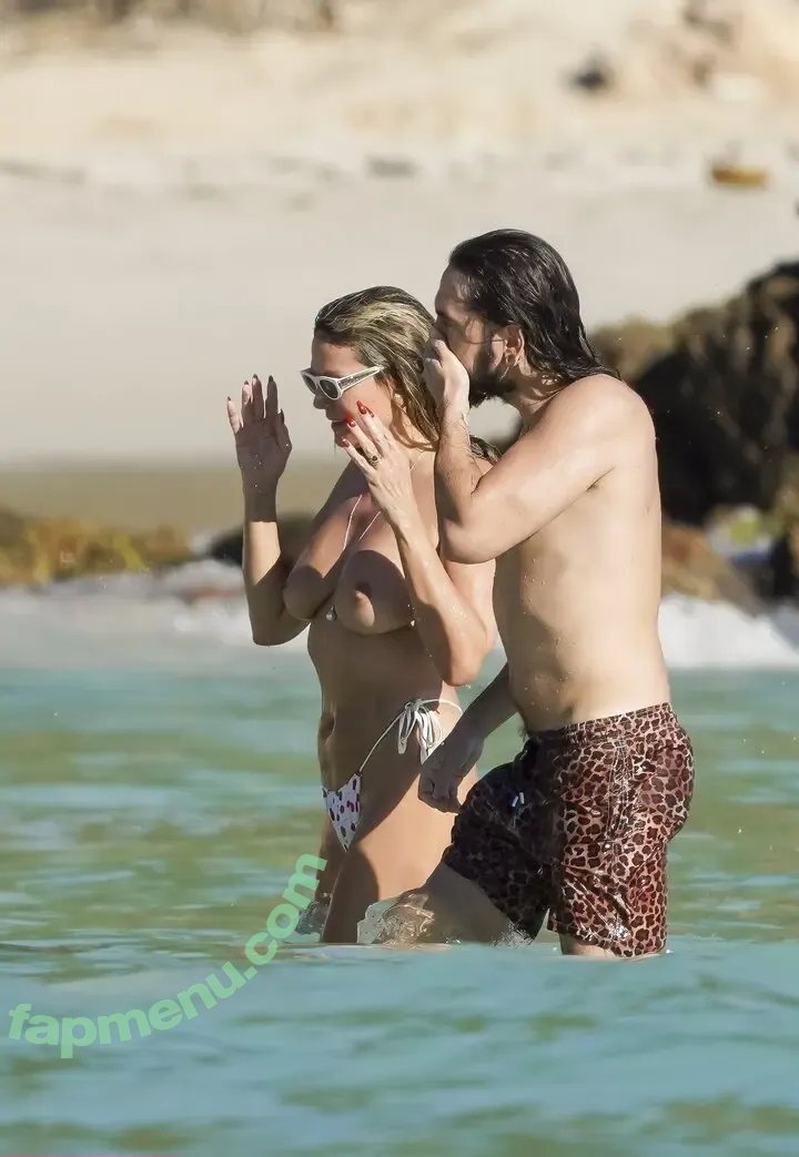 Heidi Klum nude photo #5745 (heidiklum)