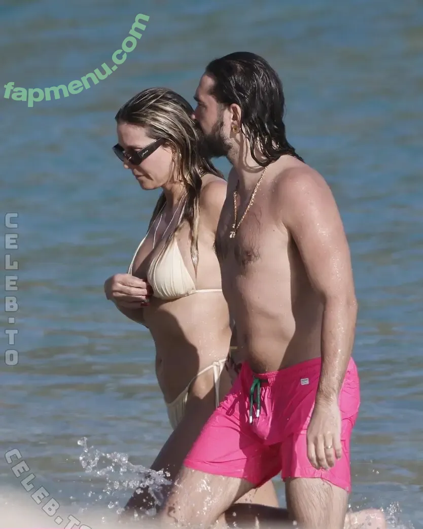 Heidi Klum nude photo #5900 (heidiklum)