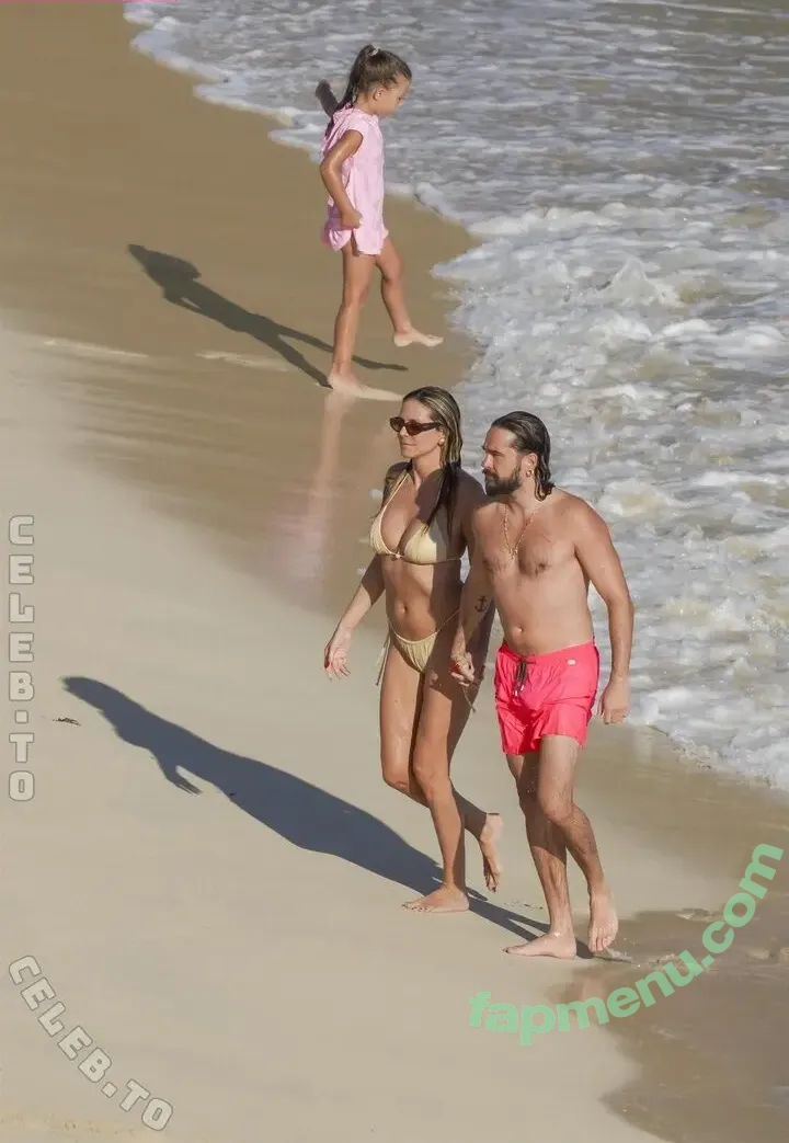 Heidi Klum nude photo #5914 (heidiklum / intimissimi)