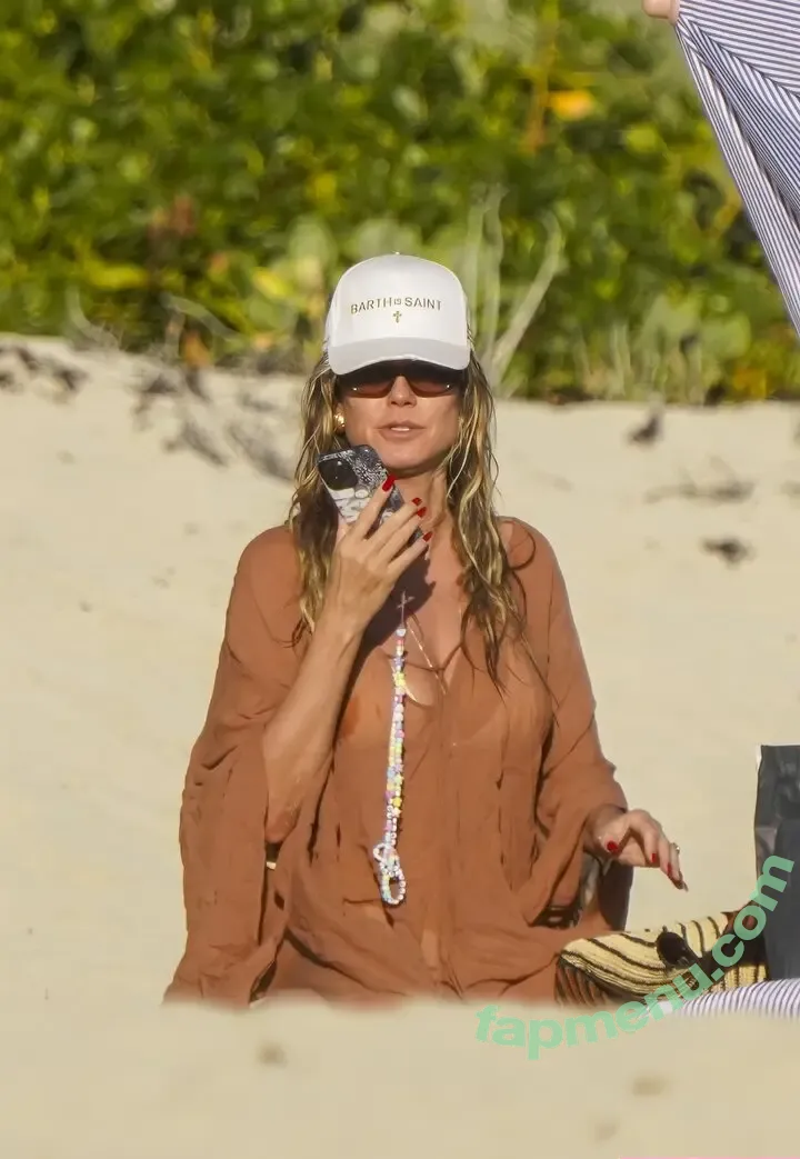 Heidi Klum nude photo #5945 (heidiklum)