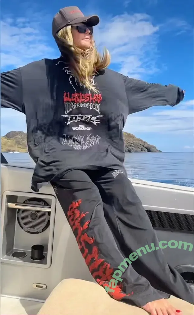 Heidi Klum nude photo #5957 (heidiklum)