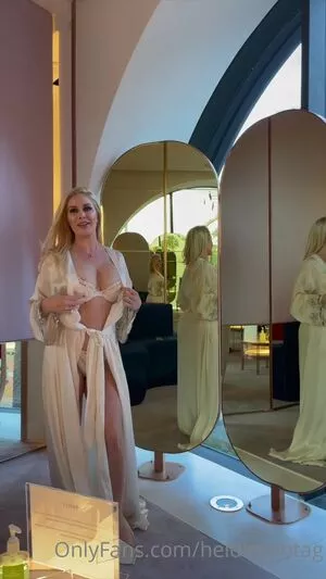 Heidi Montag / heidimontag nude photo #0185