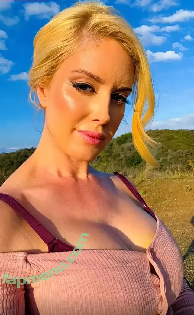 Heidi Montag nude photo #0552 (heidimontag)