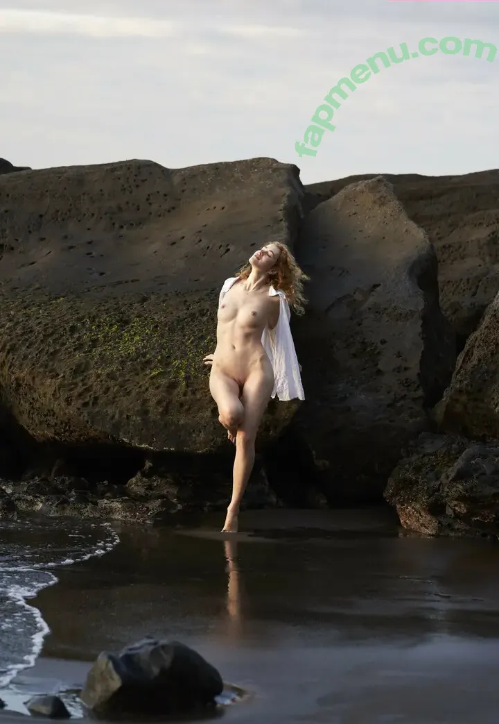 Heidi Romanova nude photo #0078 (HeidiRom / HeidiRomanova / heidi.rom / heidi_rom)