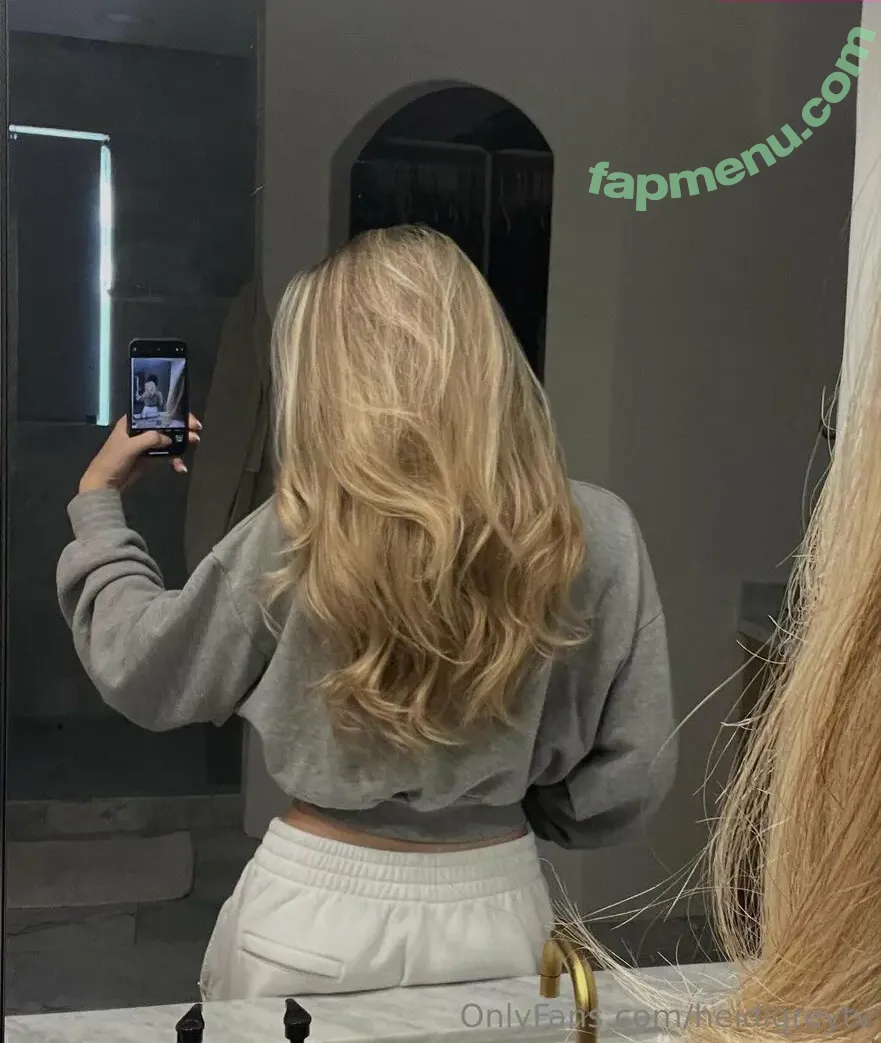 heidigreytv nude photo #0009 (heidigreytv)