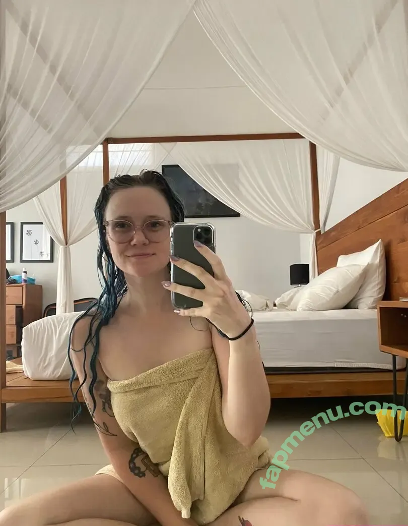 heidivlife nude photo #0190 (heidilife_)