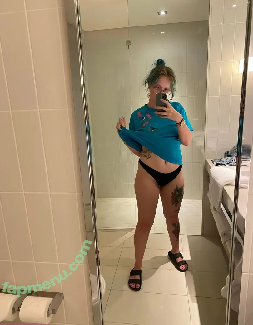 heidivlife nude photo #0202 (heidilife_)