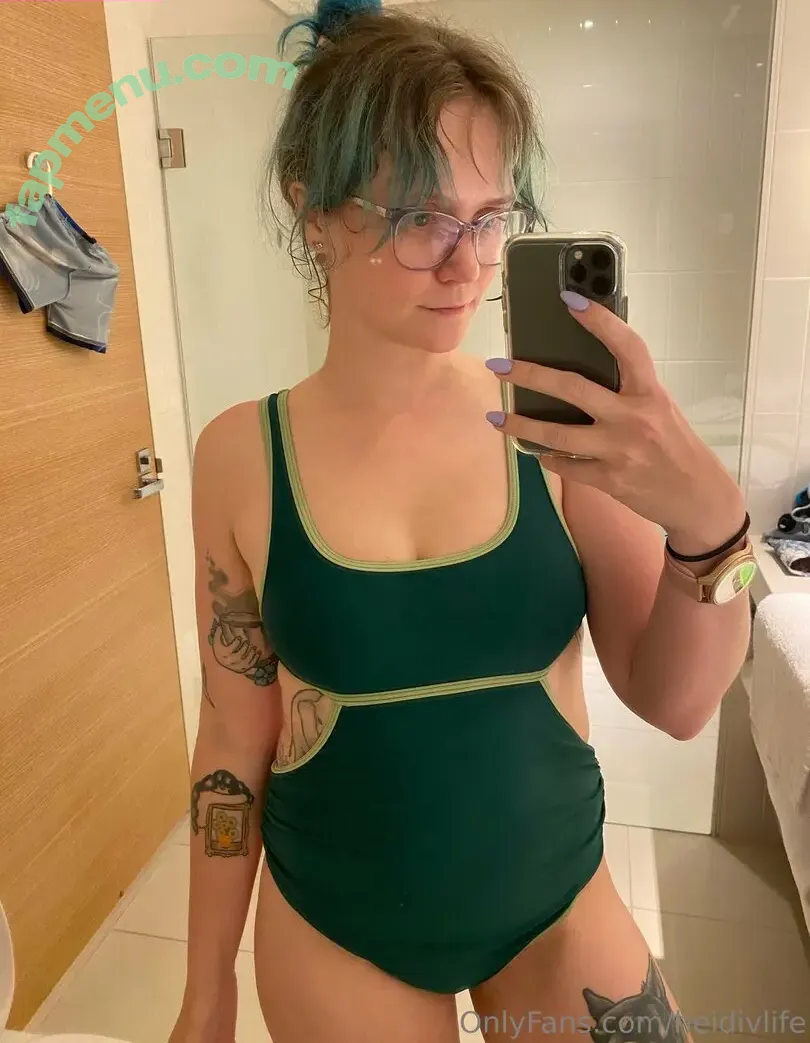 heidivlife nude photo #0221 (heidilife_)