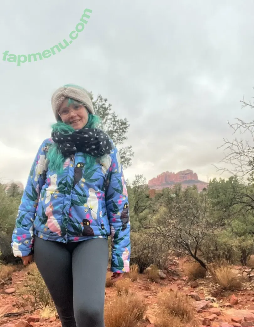 heidivlife nude photo #0314 (heidilife_)