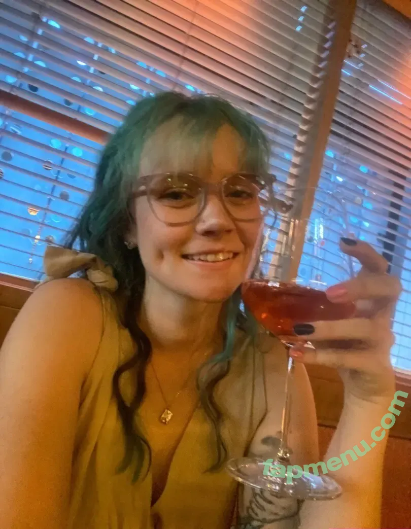 heidivlife nude photo #0326 (heidilife_)