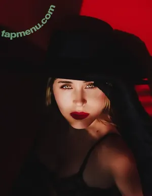 Heidy Pino / Blowjob / Heidymodel Fake Handjob / heidy_pino / heidypino nude photo #1792