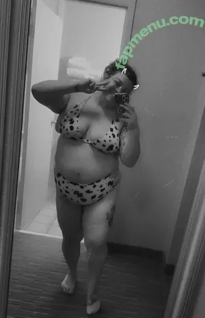 hela.stoned.bbw / helastonedbbw nude photo #0116