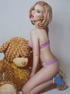 Helen Flanagan / hjgflanagan nude photo #0071