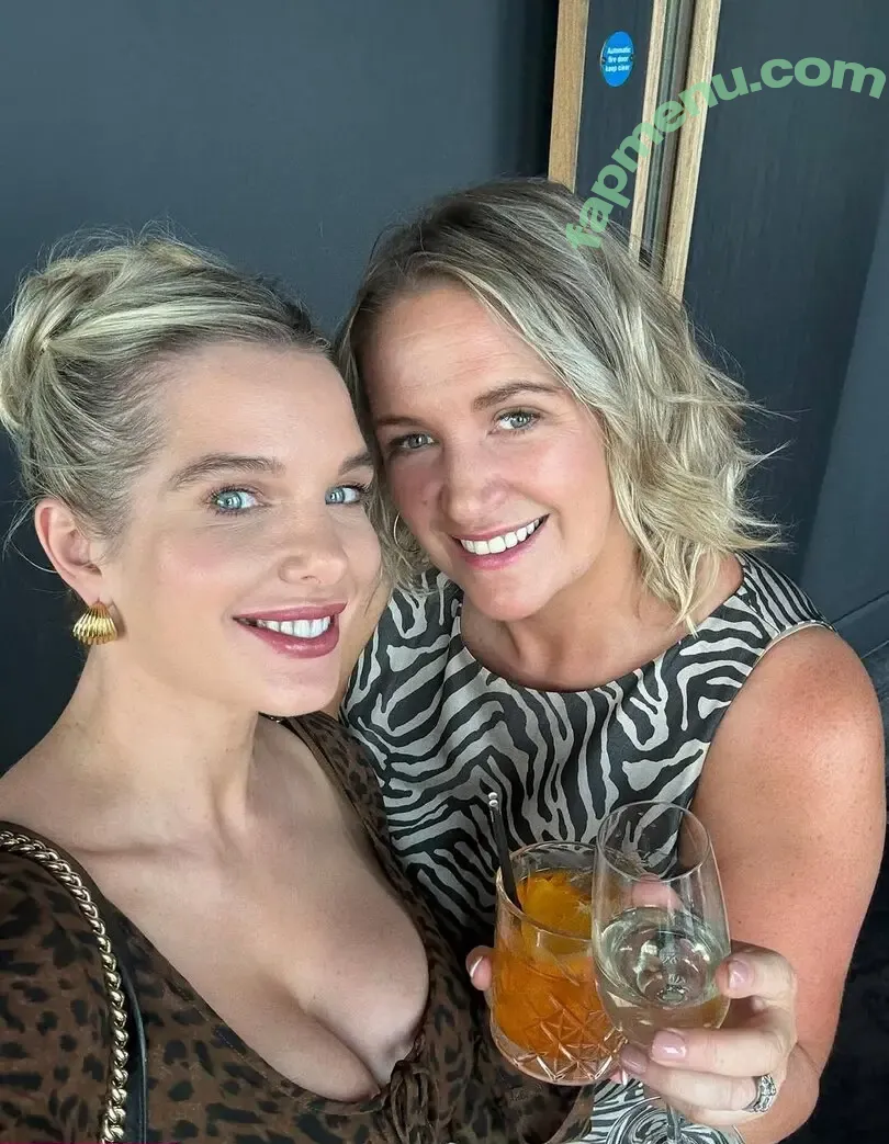 Helen Flanagan nude photo #1807 (helen_flanagan / hjgflanagan)