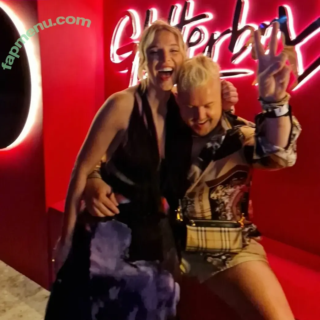 Helen Flanagan nude photo #1881 (helen_flanagan / hjgflanagan)