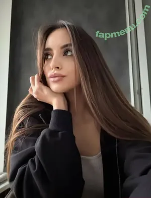  nude photo #0002