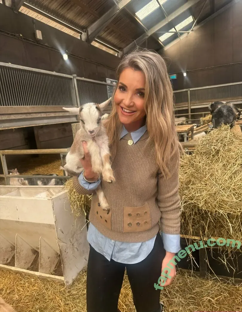 Helen Skelton nude photo #0142 (helenskelton)