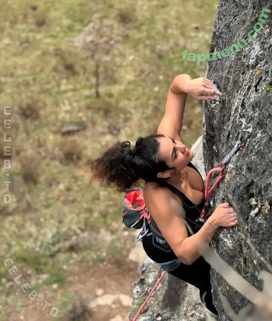 Helena Daher nude photo #0078 (helena.climbs / helena_daher_official)