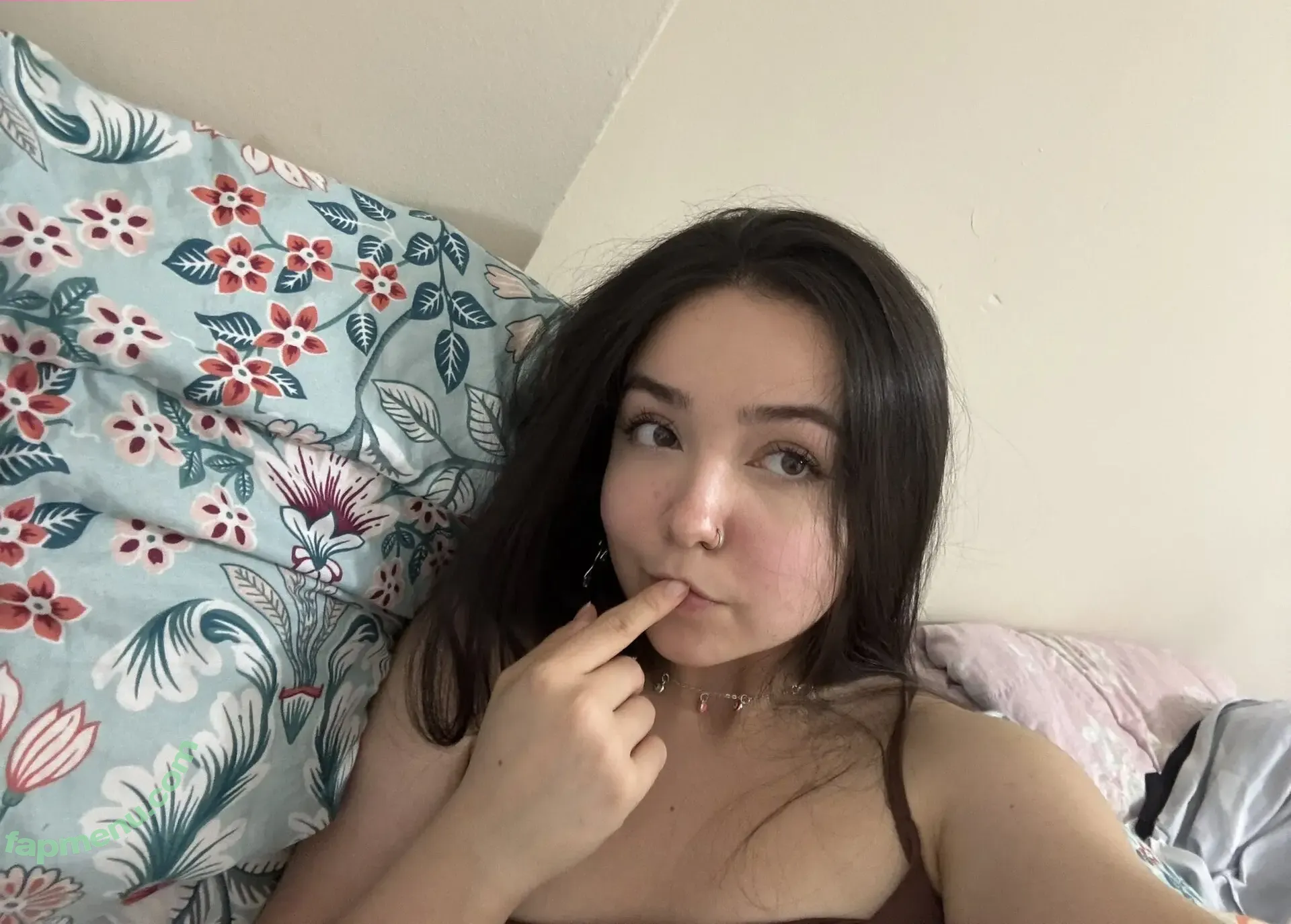 Helena Leao nude photo #0044 (Helena_leaog)