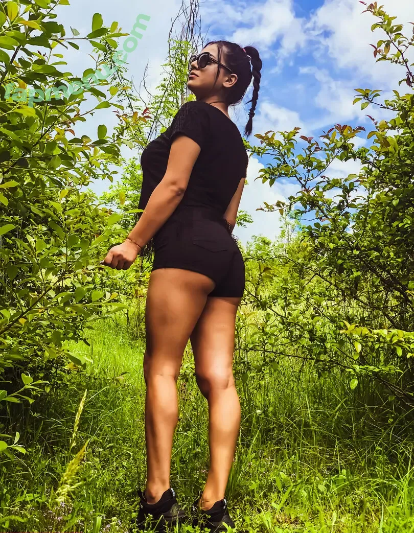 helenahel nude photo #0021 (helena.hel)