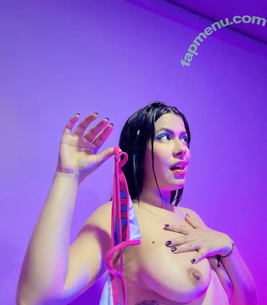 Helenaphrodite nude photo #0024 (cherrycrussh)