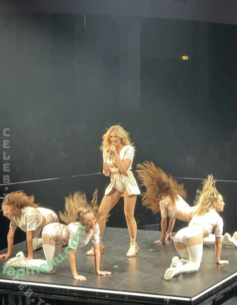 Helene Fischer nude photo #0657 (helenefischer)